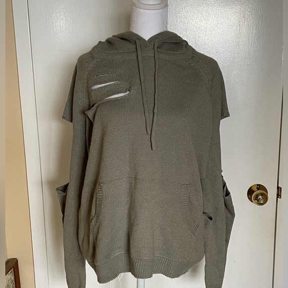 LF x Lola distress gray green sweatshirt/ hoodie NWOT - Picture 2 of 11